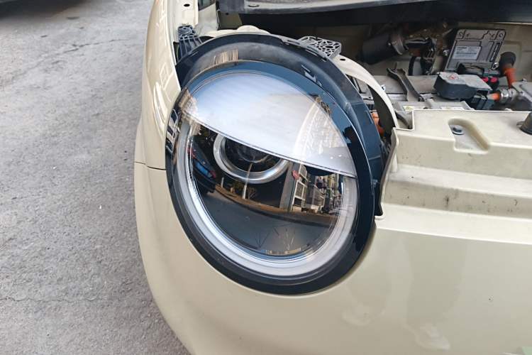 Used CHANGAN NEVO Lumin 2022 301km Honey-Sweet Version Right Front Headlight