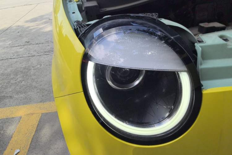Used CHANGAN NEVO Lumin 2022 210km Sweet Edition Right Front Headlight
