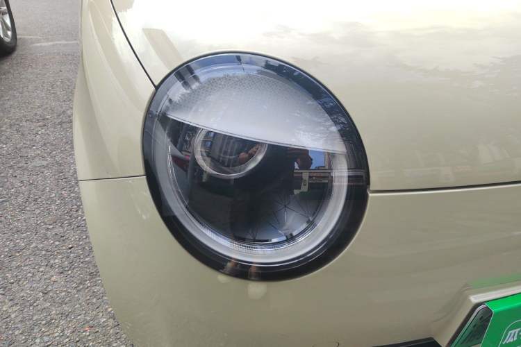 Used CHANGAN NEVO Lumin 2022 210km Sweet Edition Right Front Headlight