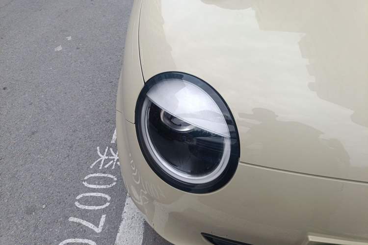 Used CHANGAN NEVO Lumin 2022 155 km – Refreshingly Sweet Edition Right Front Headlight
