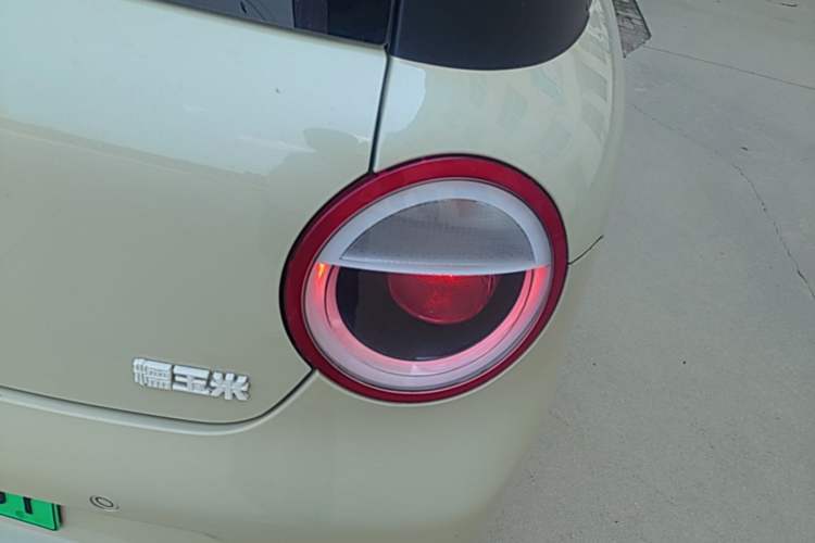 Used CHANGAN NEVO Lumin 2022 210km Sweet Edition Right Rear Taillight
