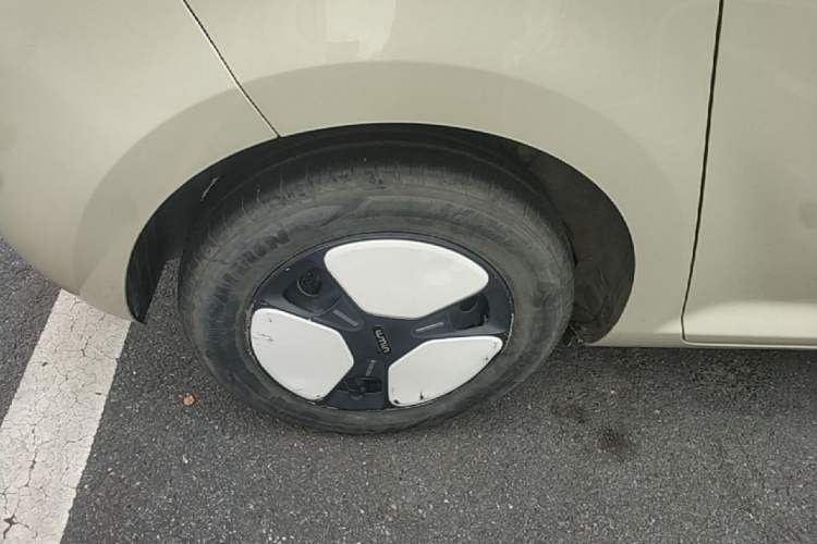 Used CHANGAN NEVO Lumin 2022 210km Sweet Edition Right Rear Wheel Hub