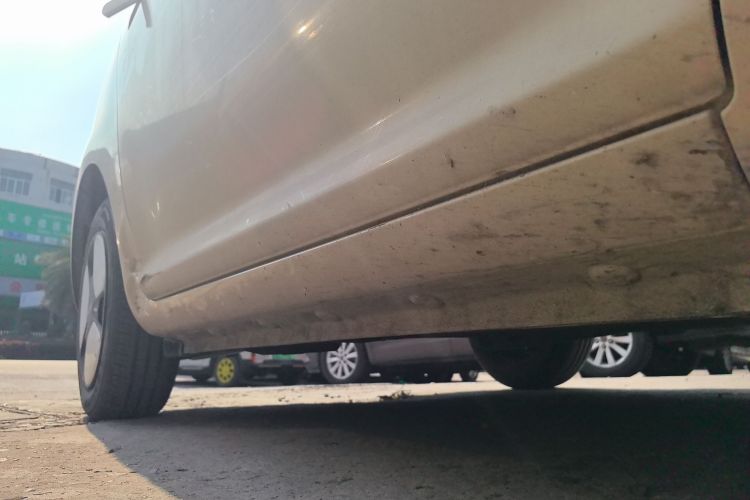 Used CHANGAN NEVO Lumin 2022 301km Honey-Sweet Version Right Side Sill