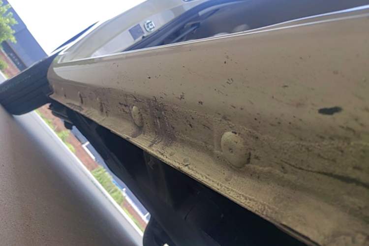 Used CHANGAN NEVO Lumin 2022 210km Sweet Edition Right Side Sill