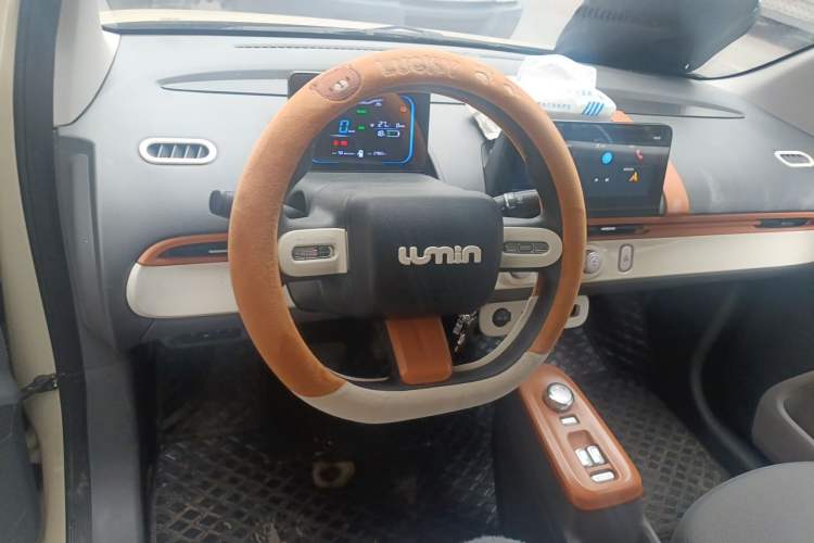 Used CHANGAN NEVO Lumin 2022 155 km – Refreshingly Sweet Edition Steering Wheel
