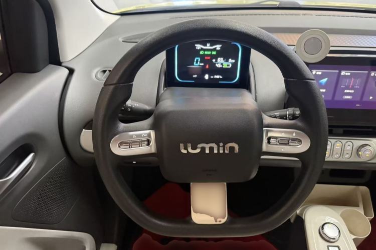 Used CHANGAN NEVO Lumin 2022 155 km – Refreshingly Sweet Edition Steering Wheel