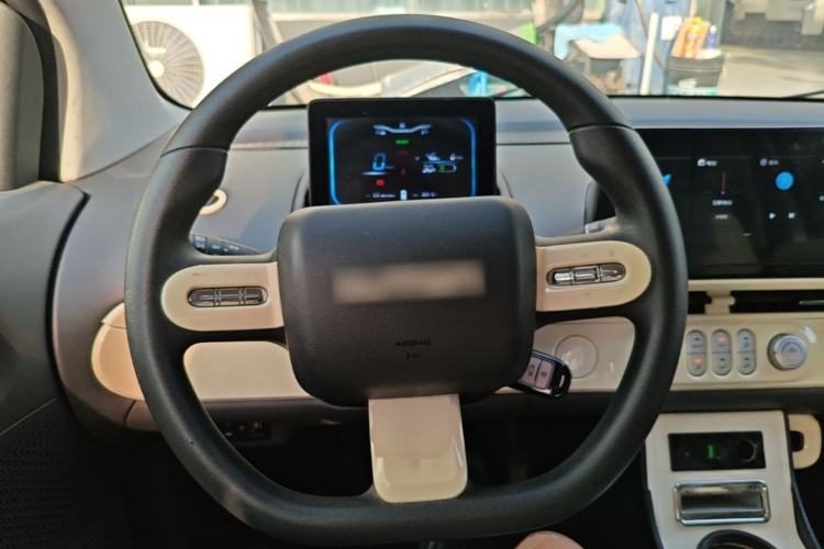 Used CHANGAN NEVO Lumin 2022 155 km – Refreshingly Sweet Edition Steering Wheel