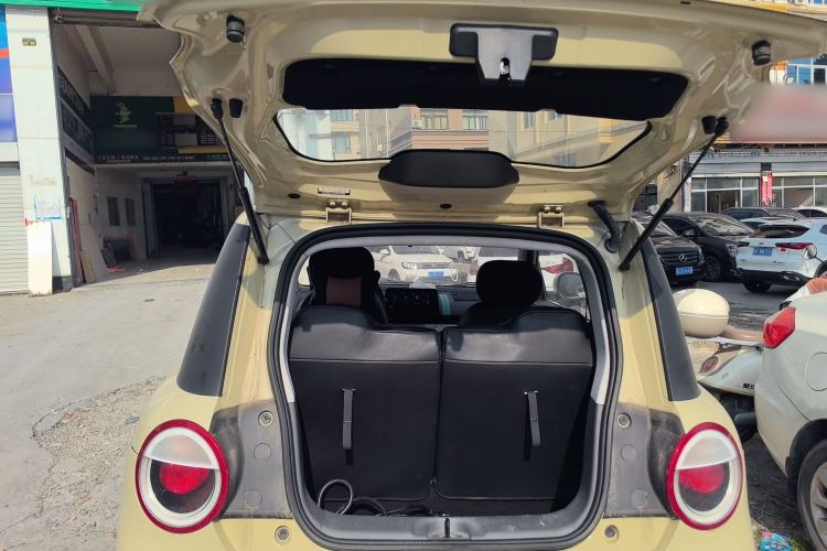 Used CHANGAN NEVO Lumin 2022 301km Honey-Sweet Version Trunk