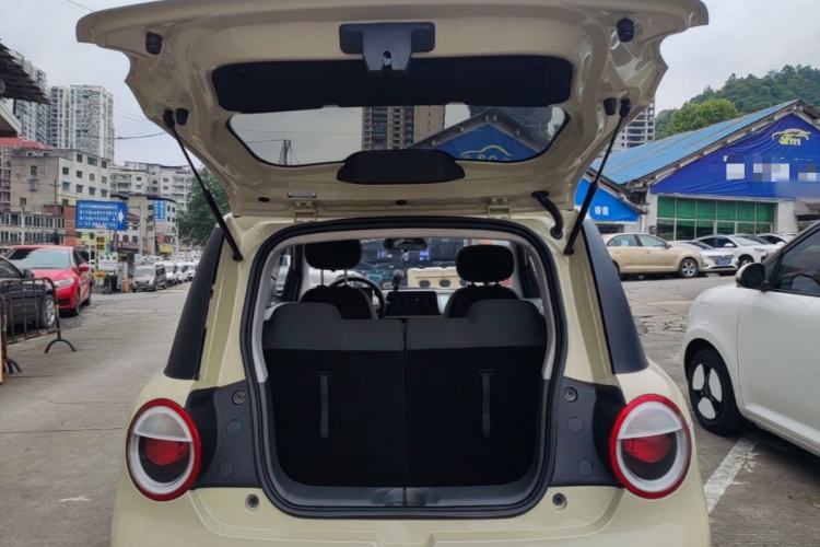 Used CHANGAN NEVO Lumin 2022 210km Sweet Edition Trunk