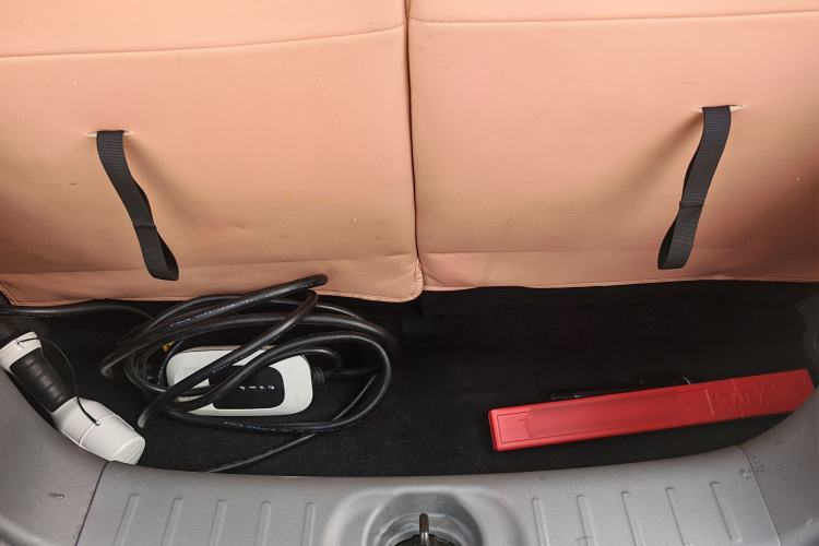 Used CHANGAN NEVO Lumin 2022 210km Sweet Edition Trunk