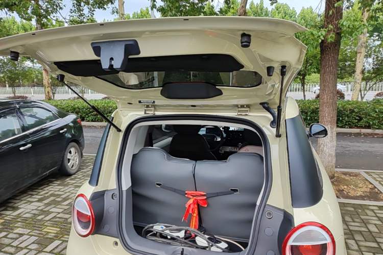 Used CHANGAN NEVO Lumin 2022 210km Sweet Edition Trunk