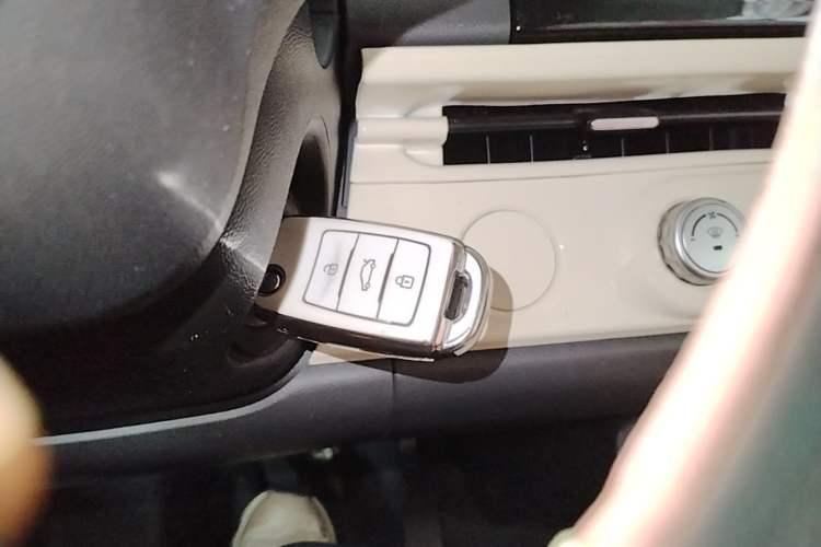 Used CHANGAN NEVO Lumin 2022 210km Sweet Edition Vehicle Key