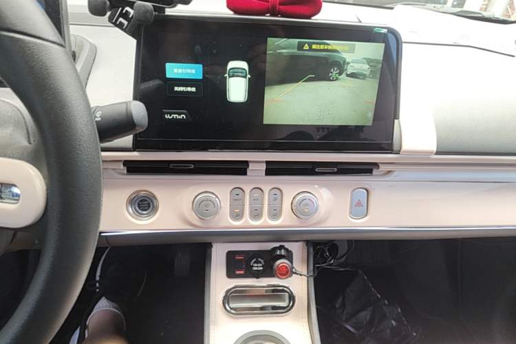 Used CHANGAN NEVO Lumin 2023 301km Honey Dew Edition Audio And AC Panel