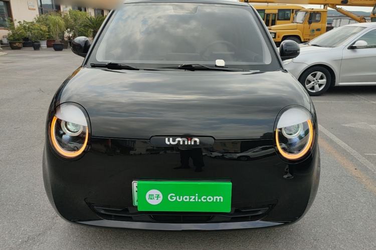 Used CHANGAN NEVO Lumin 2023 301km Honey Dew Edition Front