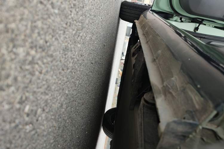 Used CHANGAN NEVO Lumin 2023 301km Honey Dew Edition Left Side Sill