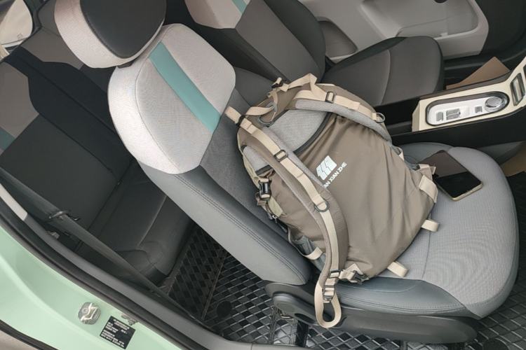 Used CHANGAN NEVO Lumin 2023 301km Honey Dew Edition Right Front Seat