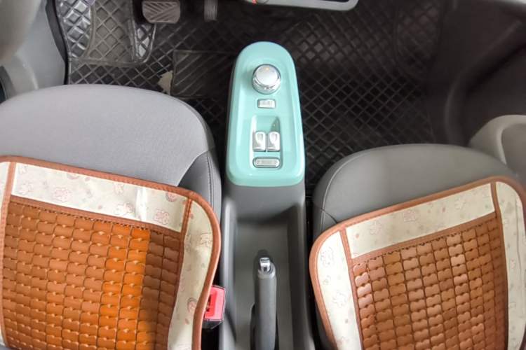 Used CHANGAN NEVO Lumin 2023 205km Xiangqin Version Gear Lever