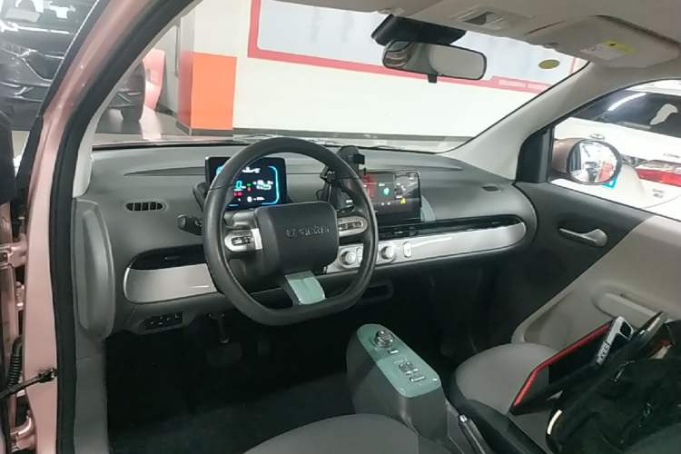 Used CHANGAN NEVO Lumin 2023 205km Xiangqin Version Center Console