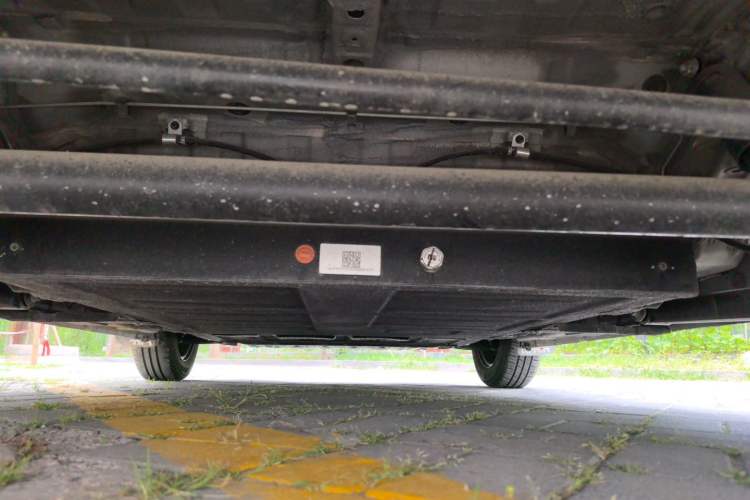 Used CHANGAN NEVO Lumin 2023 205km Xiangqin Version Chassis Rear