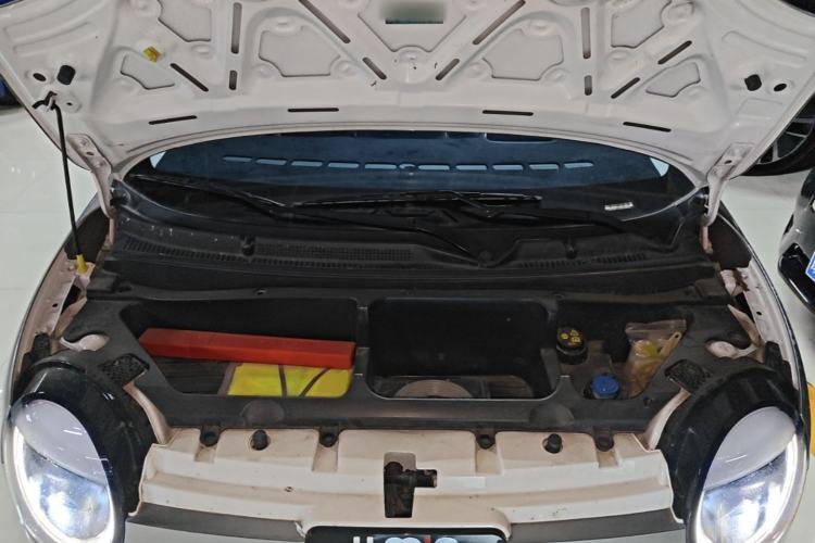Used CHANGAN NEVO Lumin 2023 301km Honey Dew Edition Engine Bay