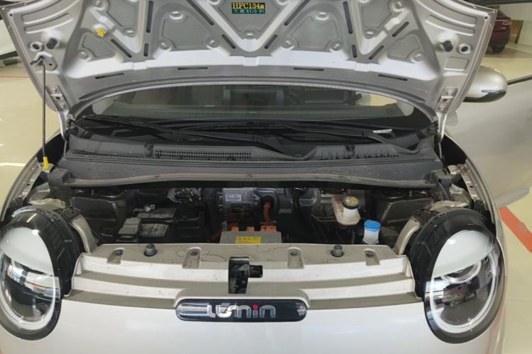 Used CHANGAN NEVO Lumin 2023 301km Honey Dew Edition Engine Bay