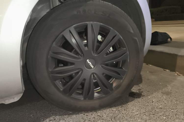 Used CHANGAN NEVO Lumin 2023 301km Honey Dew Edition Exterior 7