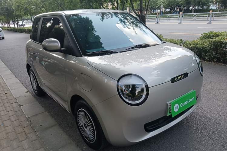 Used CHANGAN NEVO Lumin 2023 205km Xiangqin Version Front Right 45 Deg