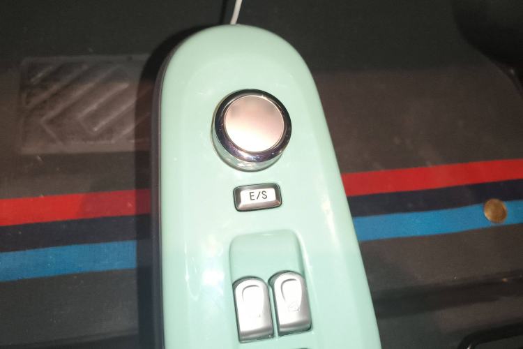 Used CHANGAN NEVO Lumin 2023 301km Honey Dew Edition Gear Lever