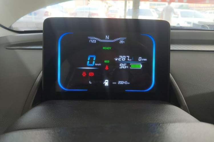Used CHANGAN NEVO Lumin 2023 301km Honey Dew Edition Instrument Cluster