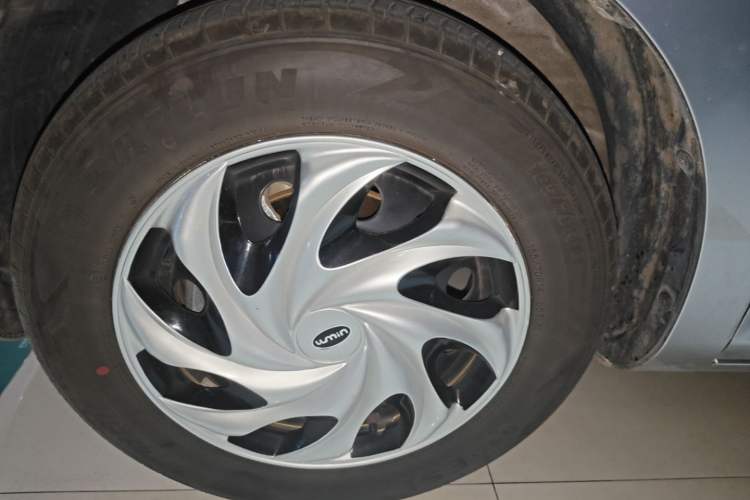 Used CHANGAN NEVO Lumin 2023 301km Honey Dew Edition Left Front Wheel Hub
