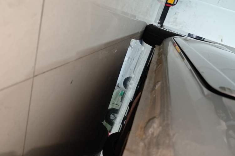 Used CHANGAN NEVO Lumin 2023 205km Xiangqin Version Left Side Sill