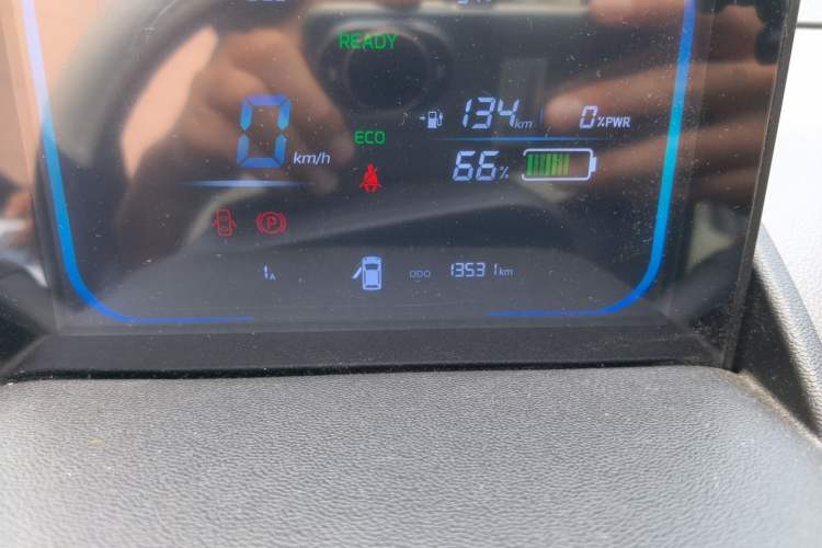 Used CHANGAN NEVO Lumin 2023 205km Xiangqin Version Odometer Close Up