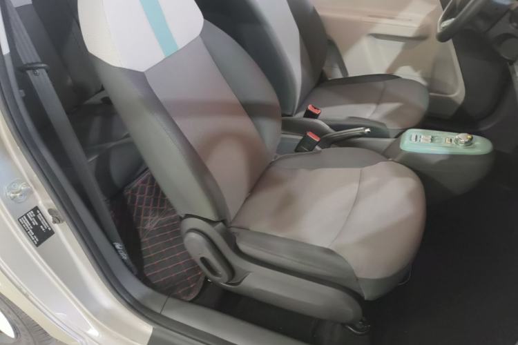 Used CHANGAN NEVO Lumin 2023 301km Honey Dew Edition Right Front Seat