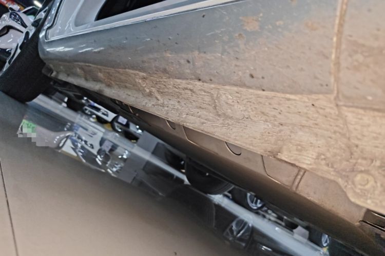 Used CHANGAN NEVO Lumin 2023 301km Honey Dew Edition Right Side Sill