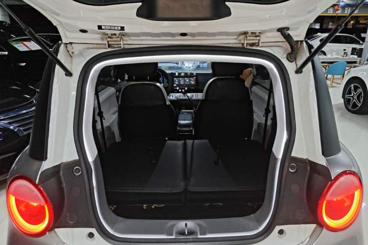Used CHANGAN NEVO Lumin 2023 301km Honey Dew Edition Trunk