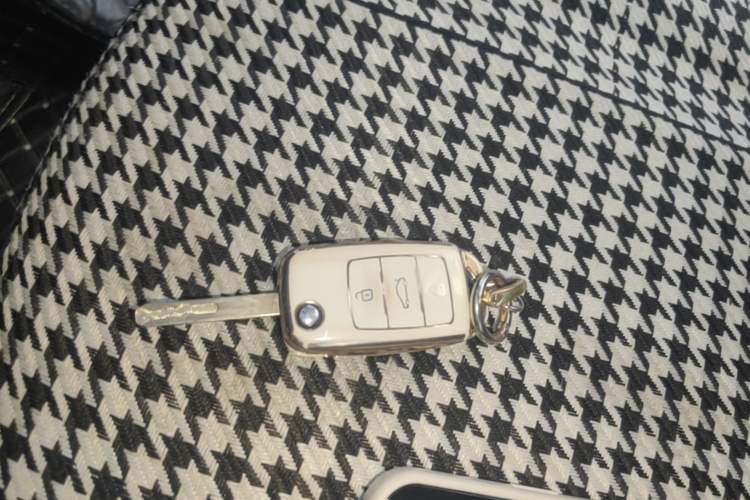 Used CHANGAN NEVO Lumin 2023 205km Xiangqin Version Vehicle Key