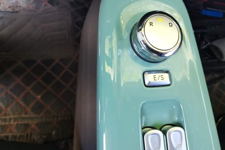 Used CHANGAN NEVO Lumin 2023 205km Xiangqin Version Gear Lever
