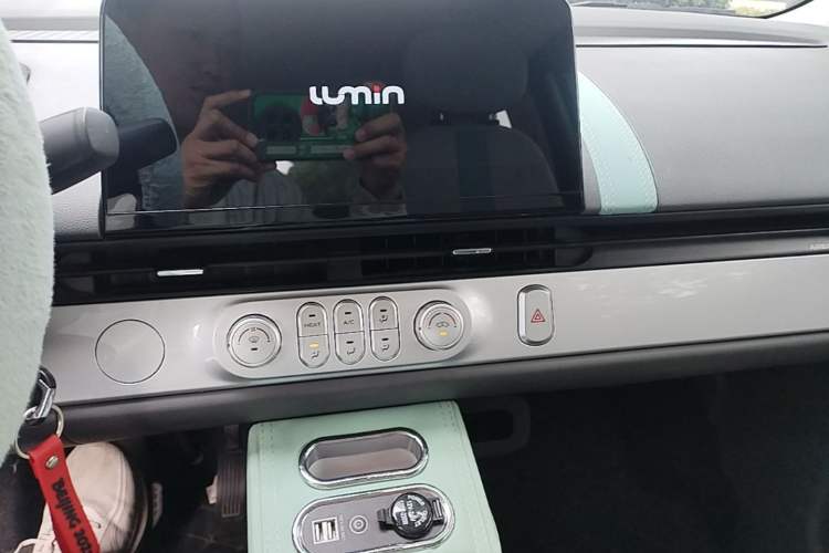 Used CHANGAN NEVO Lumin 2023 205km Xiangqin Version Audio And AC Panel