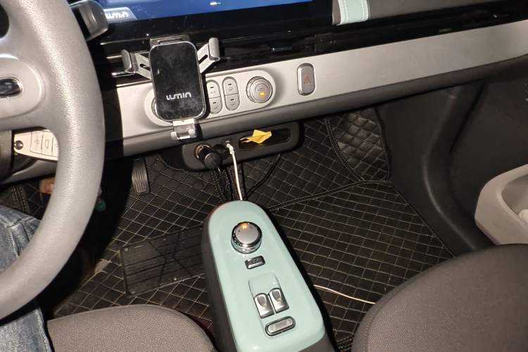 Used CHANGAN NEVO Lumin 2023 205km Xiangqin Version Audio And AC Panel