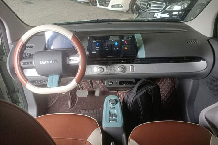 Used CHANGAN NEVO Lumin 2023 205km Xiangqin Version Center Console