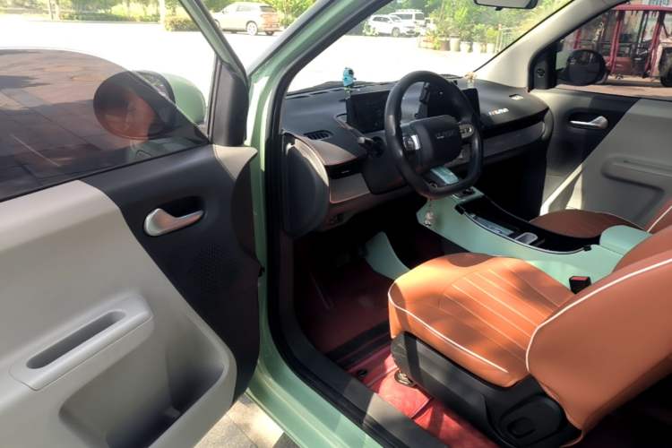Used CHANGAN NEVO Lumin 2023 301km Honey Dew Edition Driver Seat