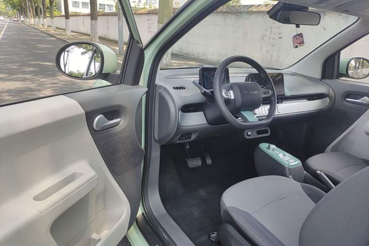Used CHANGAN NEVO Lumin 2023 301km Honey Dew Edition Driver Seat