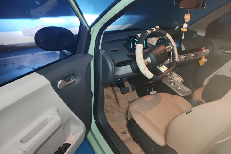 Used CHANGAN NEVO Lumin 2023 301km Honey Dew Edition Driver Seat