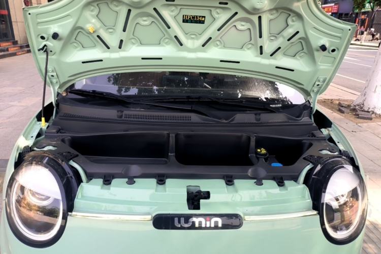 Used CHANGAN NEVO Lumin 2023 301km Honey Dew Edition Engine Bay
