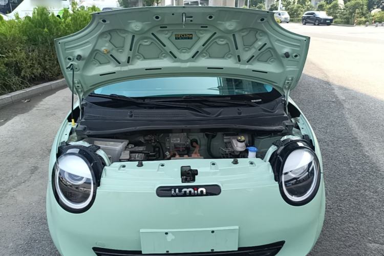 Used CHANGAN NEVO Lumin 2023 301km Honey Dew Edition Engine Bay