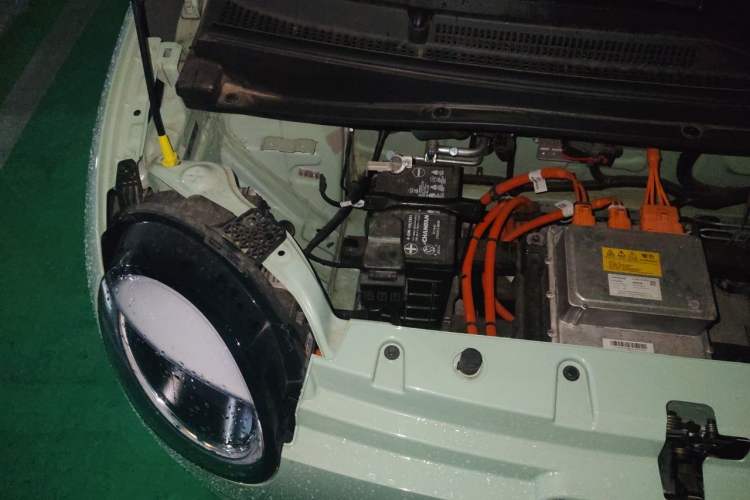Used CHANGAN NEVO Lumin 2023 205km Xiangqin Version Engine Bay Right