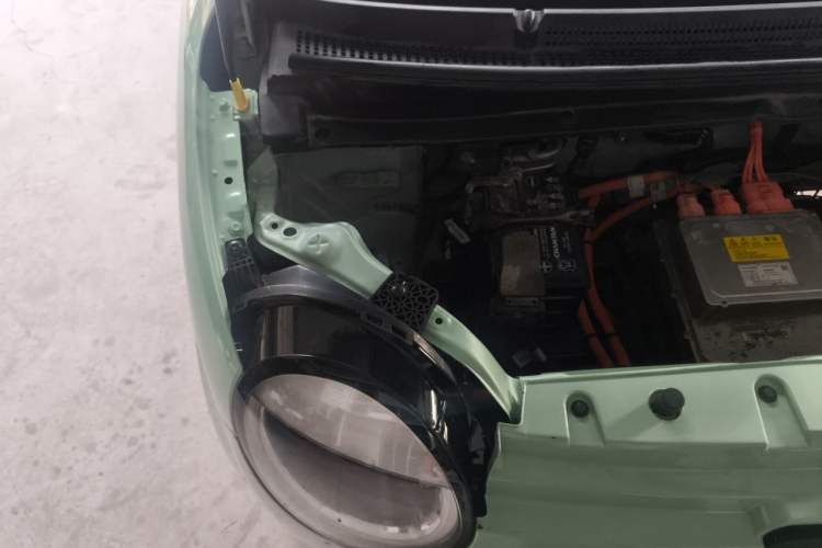 Used CHANGAN NEVO Lumin 2023 205km Xiangqin Version Engine Bay Right