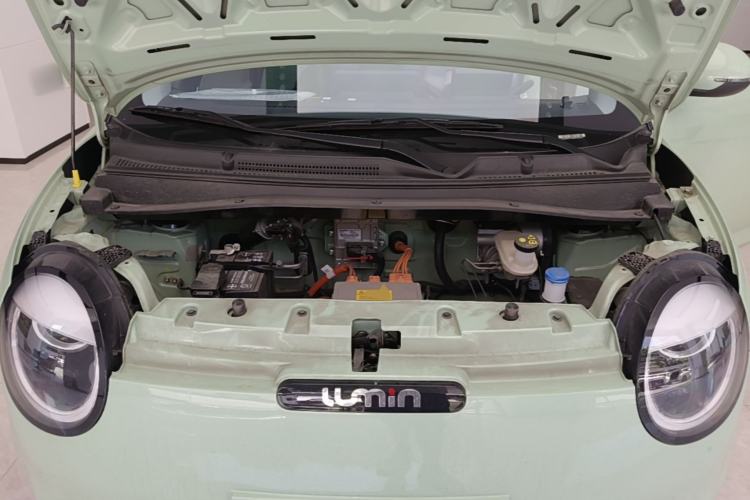 Used CHANGAN NEVO Lumin 2023 301km Honey Dew Edition Engine Bay