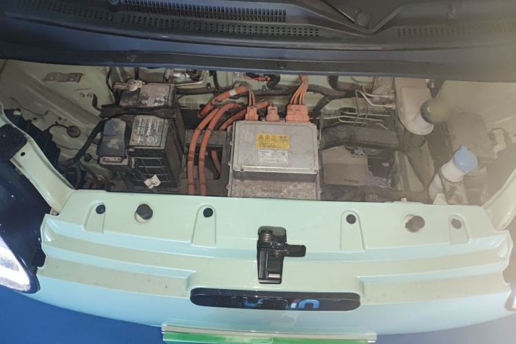 Used CHANGAN NEVO Lumin 2023 301km Honey Dew Edition Engine Bay