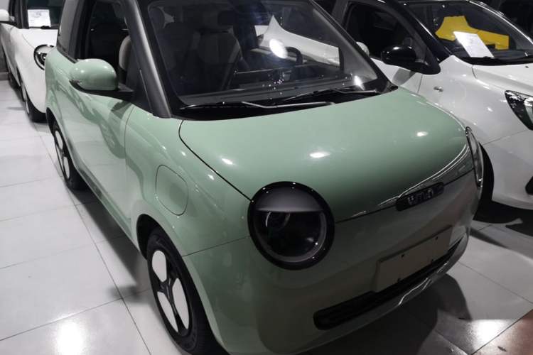 Used CHANGAN NEVO Lumin 2023 301km Honey Dew Edition Exterior 1